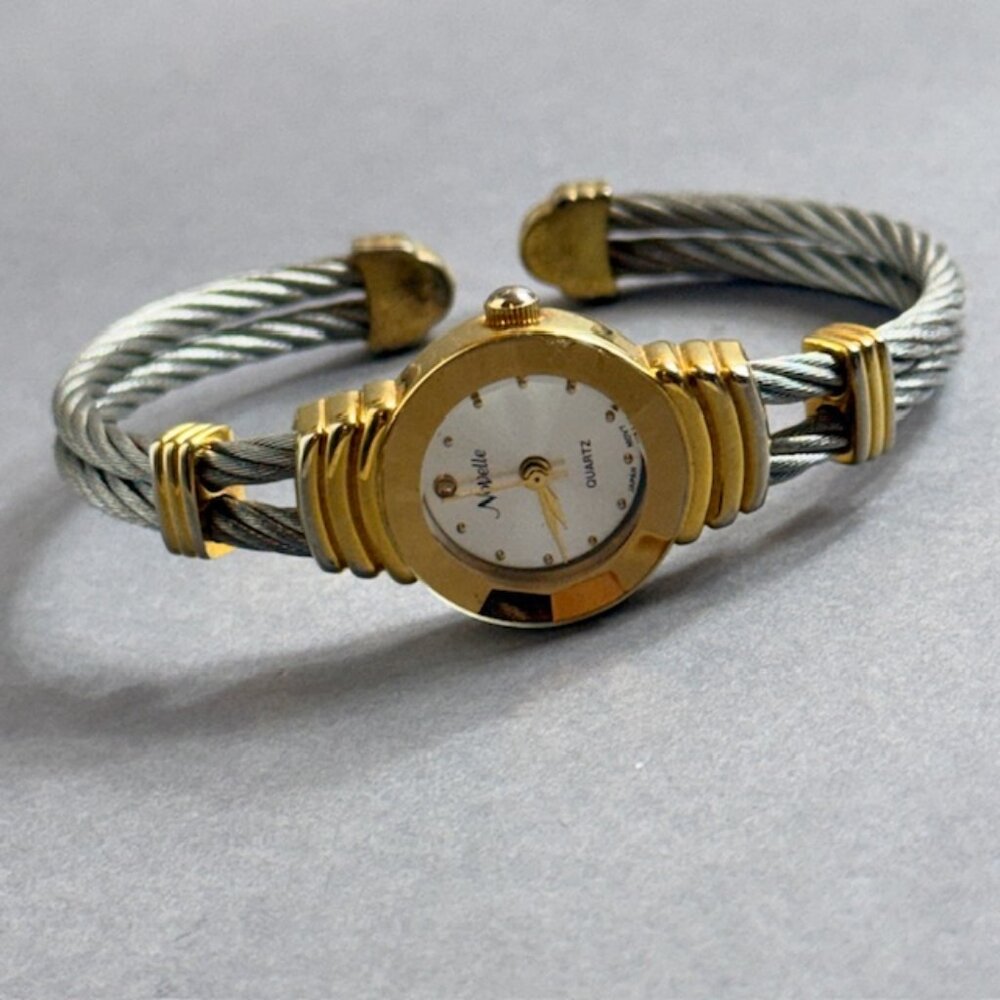 Vintage Novelle Wristwatch Gift Retro Quartz Womens Gold Silver Fitted